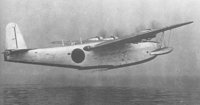 击落过B-17的日本二式大艇：着陆要手动排水，还飞