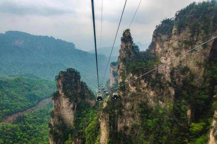 湖南最著名的旅游景区，中国首个国家森林公园，美若仙境值得一去