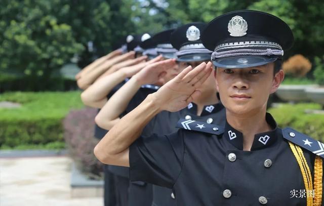 东投书香濂溪教育高峰论坛圆满落幕 心理学博士解读亲子沟通艺术