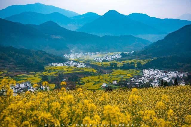 中国看油菜花“最著名”的县，如今属于江西省，曾经却属于安徽省