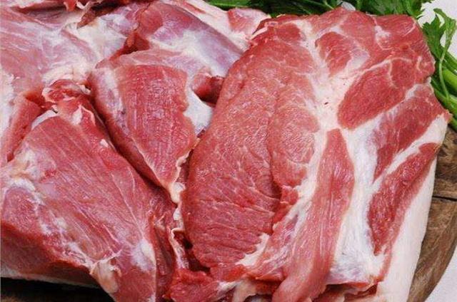 生猪价格每斤13元，猪肉价格却每斤24元，中间利润去哪了？