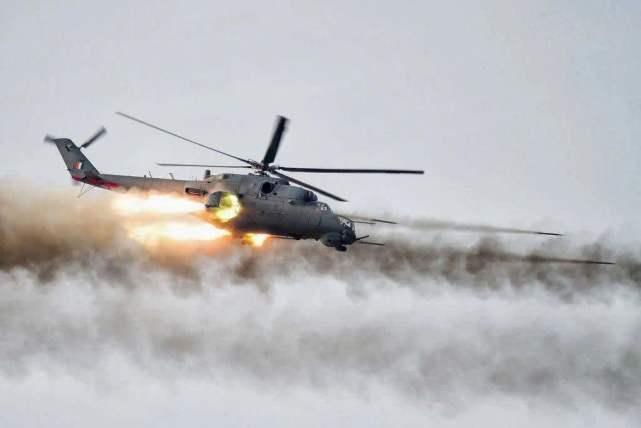 俄罗斯传来坏消息！一架米-8直升机又坠毁，距离上次坠机才几天