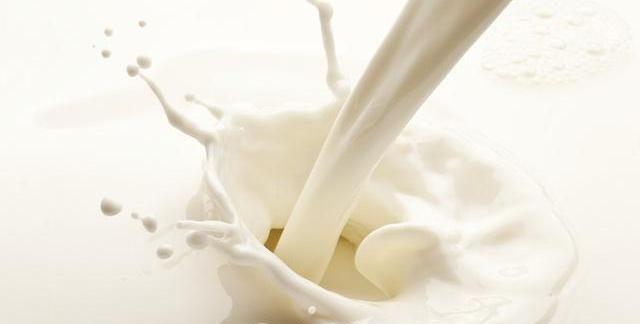 牛奶界最大谎言，你还在买脱脂牛奶吗？