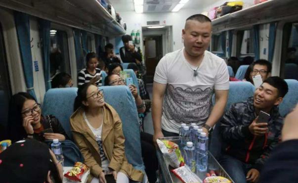 坐火车时，最“反感”别人吃的5种食物，来看看你吃过几种