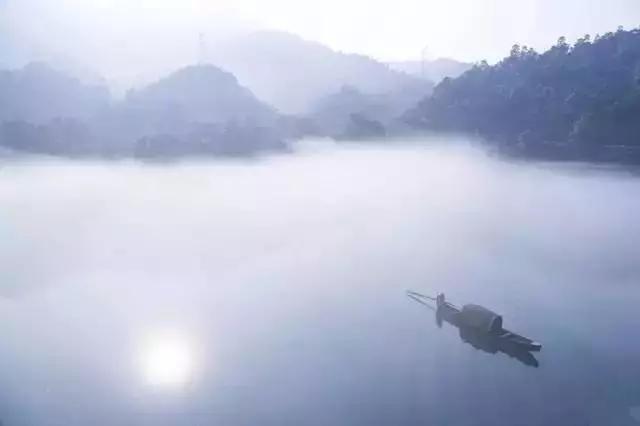 19首古诗词赏尽夏雨：古诗词里的夏雨，每一首都诗情画意！