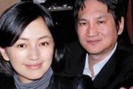 她曾与陈坤陆毅一起拍戏，出道18年零绯闻，嫁总裁逆袭豪门获幸