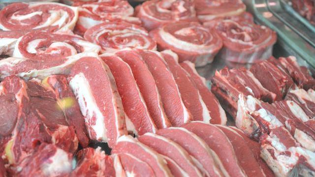135.1万吨进口肉，38万吨储备肉，为何猪肉价格却迟迟不降？