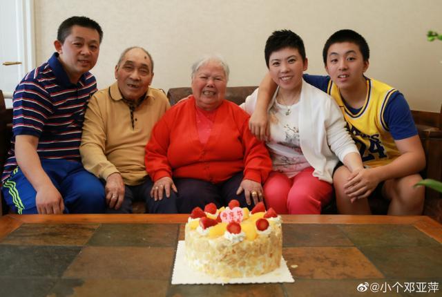 邓亚萍儿子露面，仅14岁已比亲妈高半头！表现优秀被选入北京队
