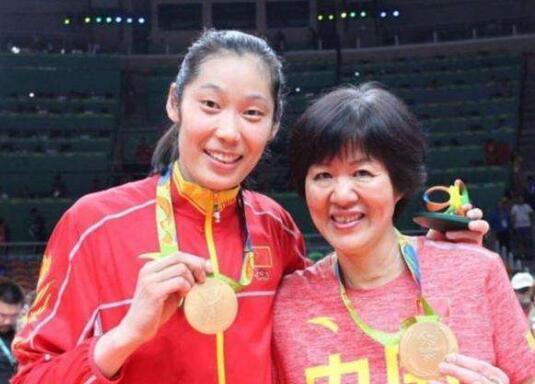 奥运延期后，中国女排大名单初露峥嵘，七仙女和李盈莹确定入选