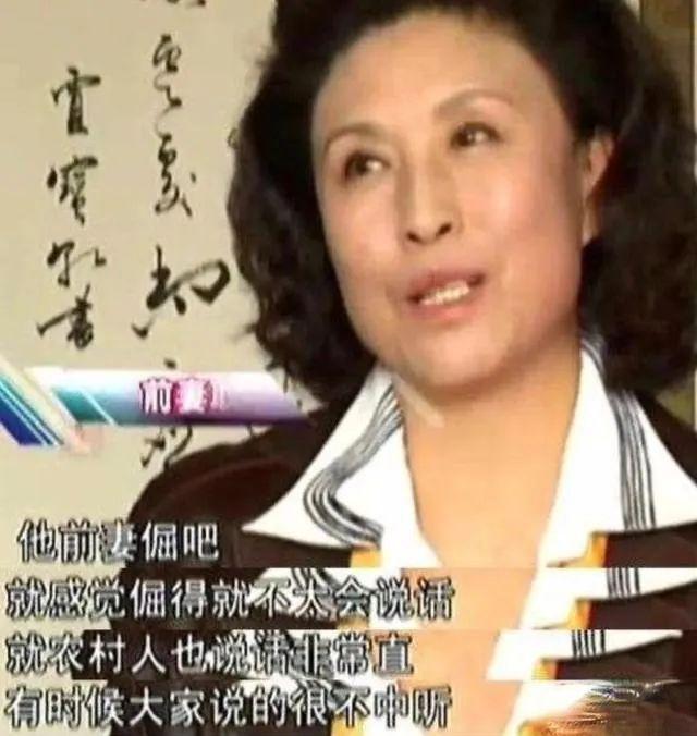 赵本山54岁妻子近照，皮肤水嫩和女儿似姐妹，获赵本山宠爱28年