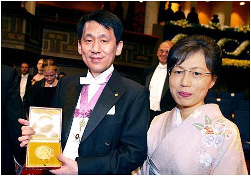 43岁日本学渣，睡一觉醒来得了个诺贝尔奖，16年后，人生再次开挂