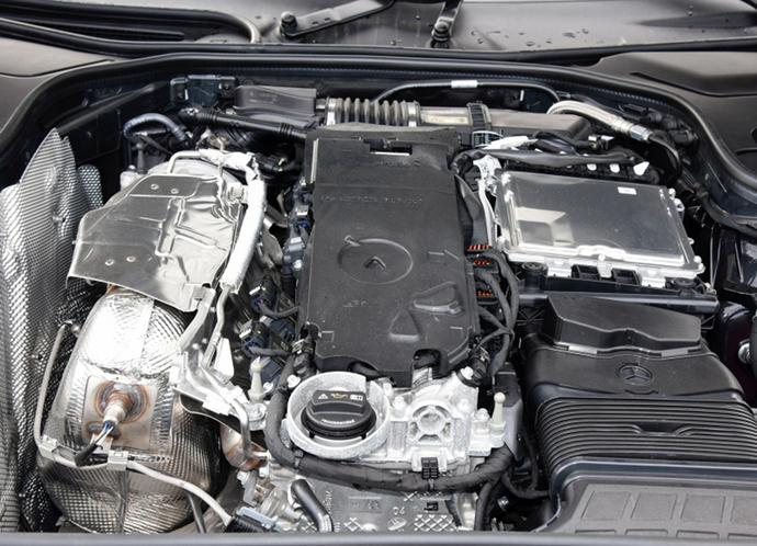 V6变直6 增加48V微混系统 2020款奔驰S级值得买吗