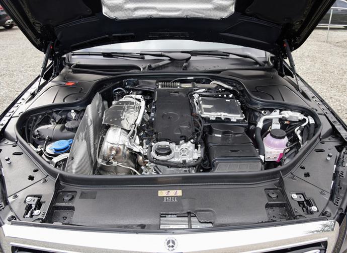 V6变直6 增加48V微混系统 2020款奔驰S级值得买吗