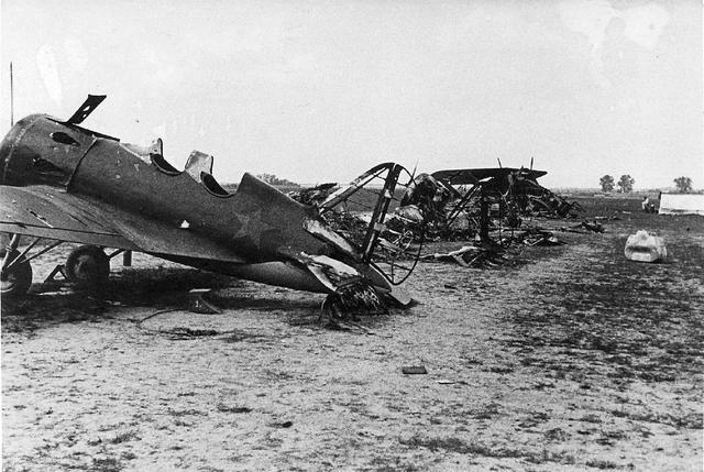 战死在胜利前夜：空军中将伊万·普尔宾与他的俯冲轰炸机（上）
