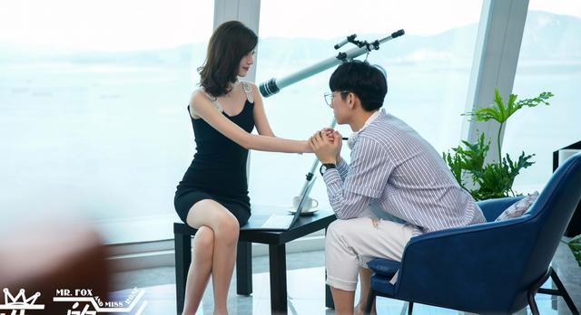 《酋长的男人》成夏日黑马,酋长从部落出发都市,和女二号太搭了