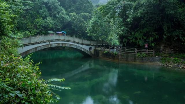 夏天你应该待在峨眉山的哪里？