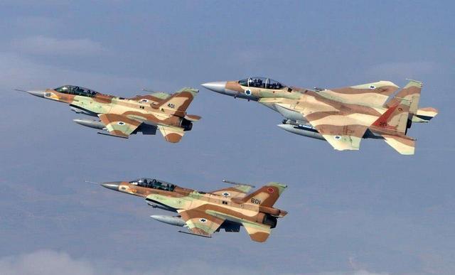 伊朗军事基地再遭空袭，损失惨重！外媒：以色列干的