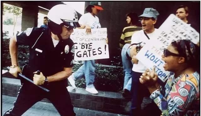 1992年洛杉矶暴动，美国政府为何那么无能？罗斯福在世会被气死