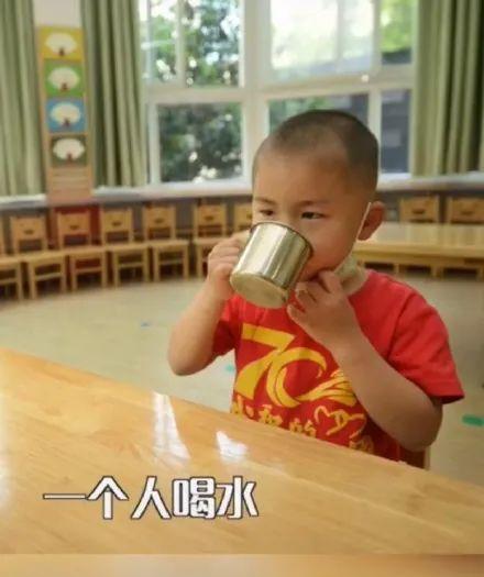 3.7亿热搜，幼儿园复学全班只来了1人？小朋友，你是否有很多问号？？