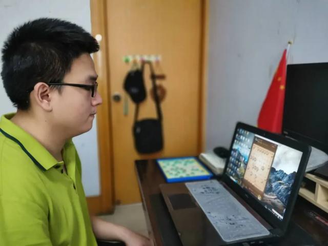 “深圳杯”网络月赛为热爱象棋的人提供更多机会和舞台