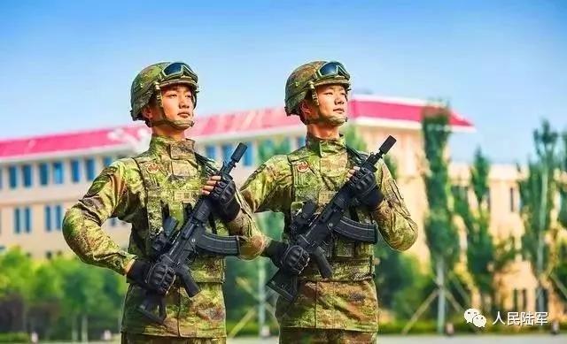 驻吉布提中国海军换新迷彩服，太帅了！全军将陆续跟进