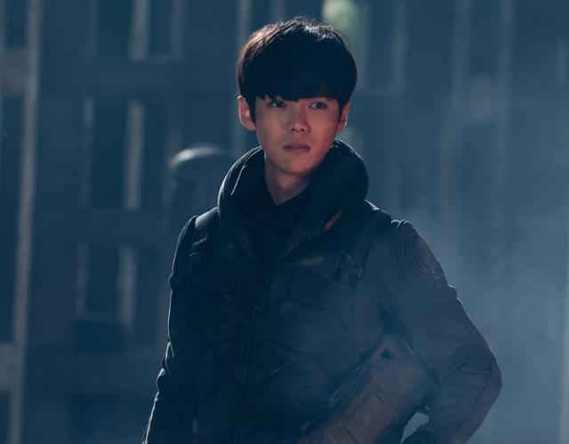 鹿晗这次又押错了宝？网剧二番搭影帝，朱亚文出演同系列剧都扑了