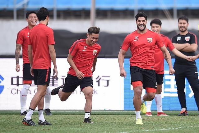 从加盟到离队回顾欧文篮网生涯的关键转折点