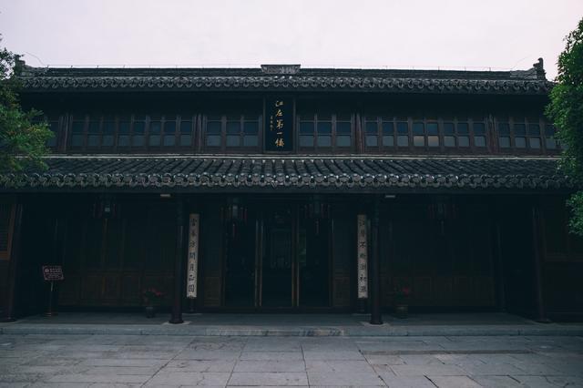 江苏现存的3座古雕花楼，其中1座在泰州，被誉为“江左第一楼”
