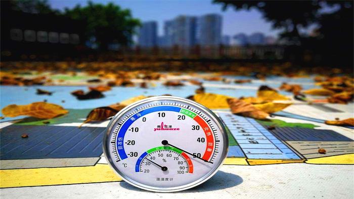 中国“火炉”城市之首，最高气温达43度，外地人根本受不了！