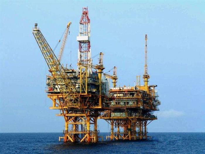 沙特上调石油价格，美国、俄罗斯或坐收“渔翁之利”