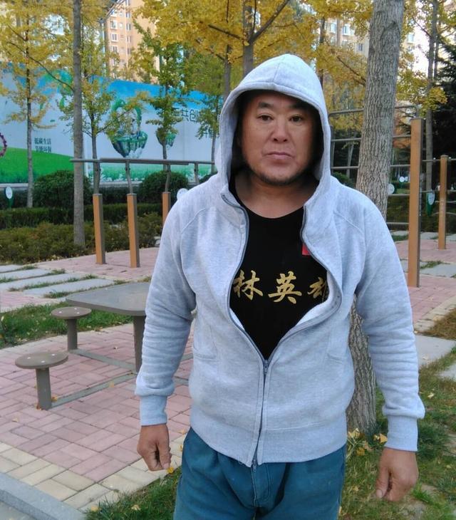 武术大师田野正式挑战王战军，拳迷：王战军不敢和你打