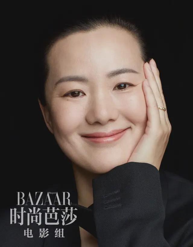 凭孕照火出圈,人淡如菊却形成独立派系,男女通杀的新顶流?!