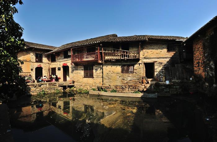湖南一处中国历史文化名村，有天下第一村美誉，有500多年历史