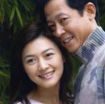 他撵徐帆，弃许晴，爱江珊，6段恋情后，42岁终和陈坚红走入婚姻