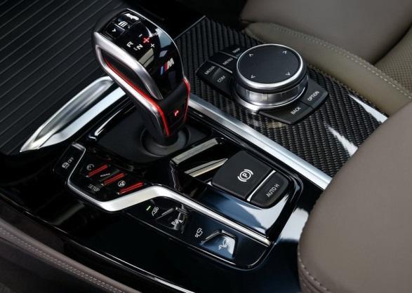 驾驭的速度&生活的温度 创新BMW X4 M通通ALL IN