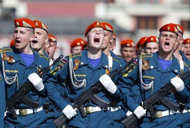 俄士兵口中的“乌拉”是什么意思？想不到它竟然不是俄语