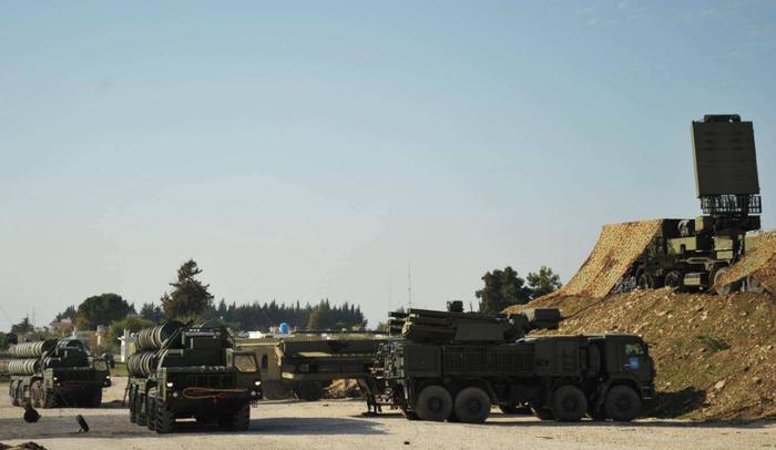 俄方已向利比亚，调遣11套新型“铠甲-S1”防空系统