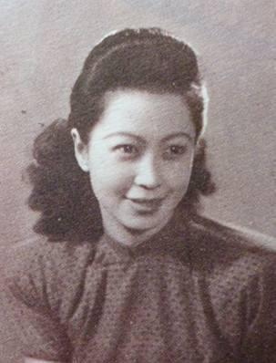 《红楼梦》"贾母"生日当天去世，享年96岁，曾当童养媳拿金鸡女配