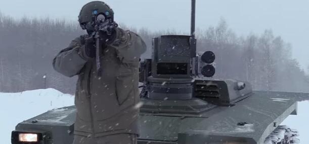用实时语音命令战斗机器人！俄军或用智能技术打造超级机器战士