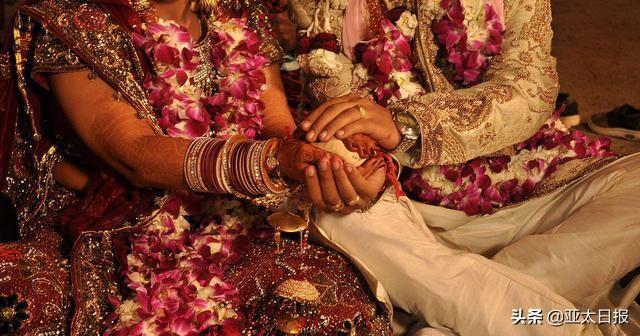 患新冠肺炎仍举行婚礼，印度新郎婚礼两天后死亡上百宾客感染