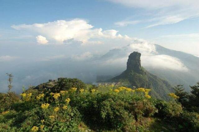 中国建造在山顶的两处寺庙，历经千年不倒，工匠的技艺令人折服