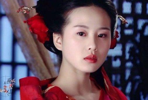 刘诗诗最“寒酸”的一部戏，头上顶着2个鸡爪，却成了最美小龙女