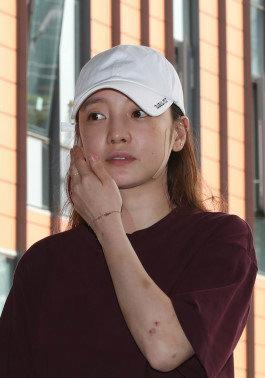 暴打女友仅获刑1年？具荷拉前男友判决引公愤，被抓后无话可说