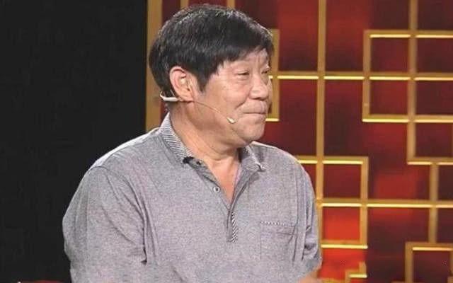 一男子迁祖坟发现“桃木剑”，前去鉴宝，专家却让他赶快埋回去