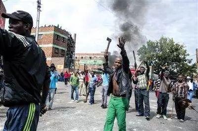埃塞俄比亚歌手被枪杀，矛盾上升至种族冲突，暴乱致150人死亡