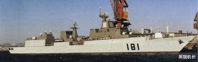 再见，051驱逐舰！166珠海舰退役，曾被称为“大型导弹艇”