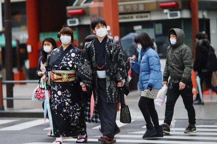 除新冠病毒外，又一场危机席卷日本，安倍召开紧急会议：人命第一