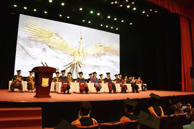 汕头大学举行2020年毕业典礼