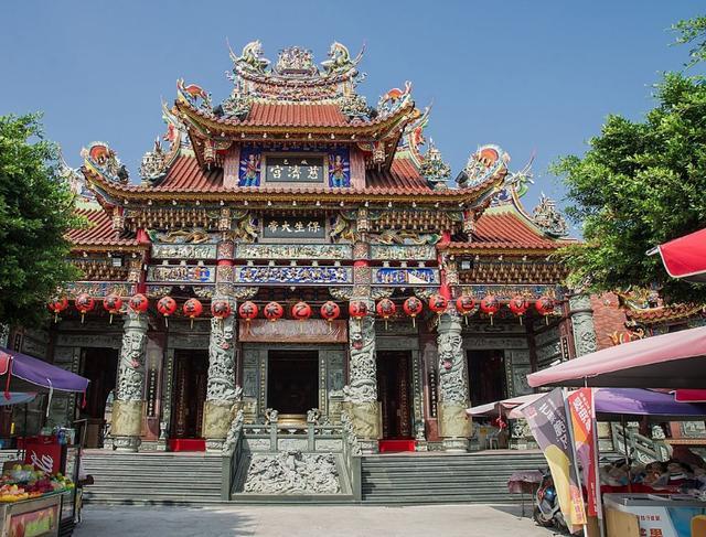台湾最“魔幻”的建筑，因龙虎雕像而得名，却因造型奇特惨遭吐槽