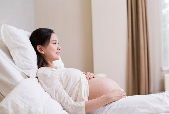 有过这几种经历的孕妈，很容易发生早产，孕期别逞强